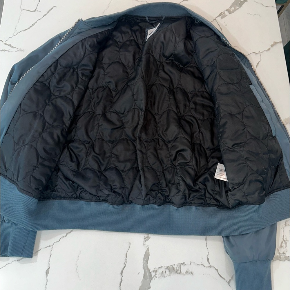 Zara Blue Zip Up Bomber Jacket With Side Pockets Size XL. In Great Condition. - Picture 8 of 13